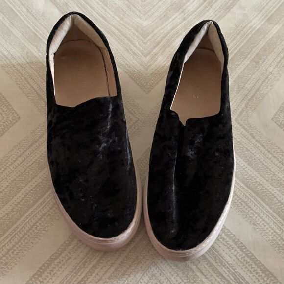 J Slides Angel Black Velvet Slip on Sneakers - Picture 1 of 8